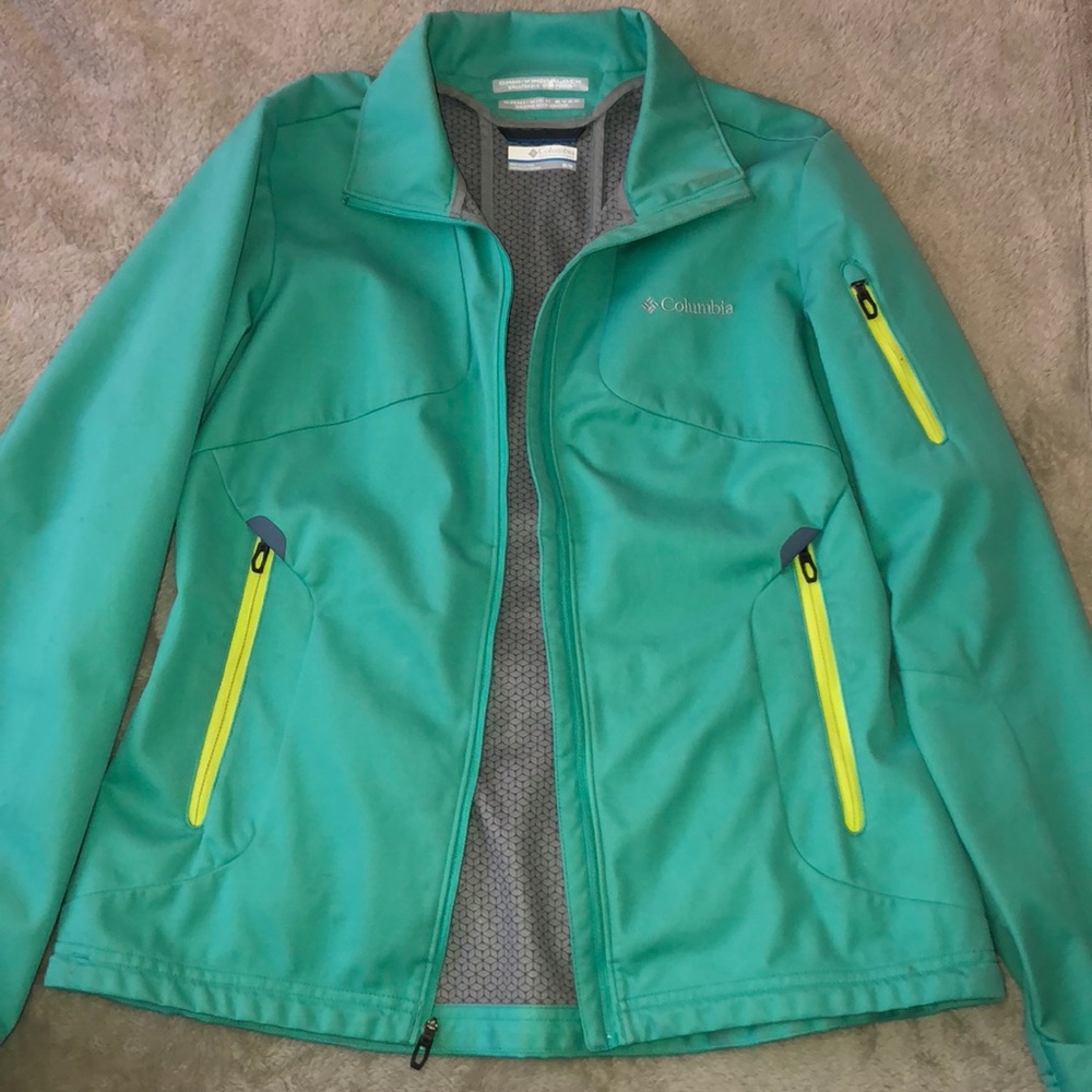 Columbia windbreaker